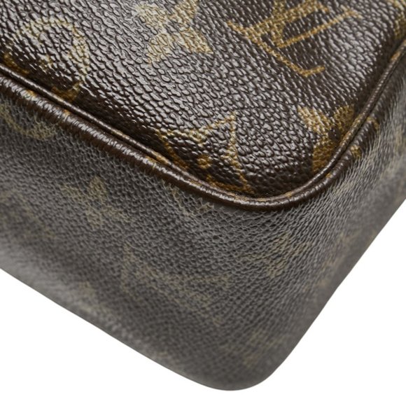 LOUIS VUITTON Authentic Brown Monogram Clutch Bag - Picture 6 of 11